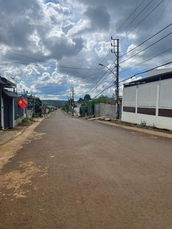 Đất thổ cư đường Lê Quý Đôn Buôn Hồ 216m² giá 5.6 tỷ - Đầu tư sinh lời ngay!