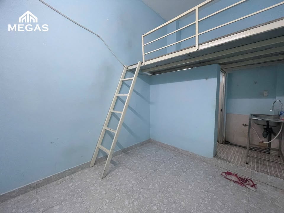 Phòng cho thuê 21 Thoại Ngọc Hầu, Quận Tân Phú - Giá chỉ 2.5 triệu/tháng