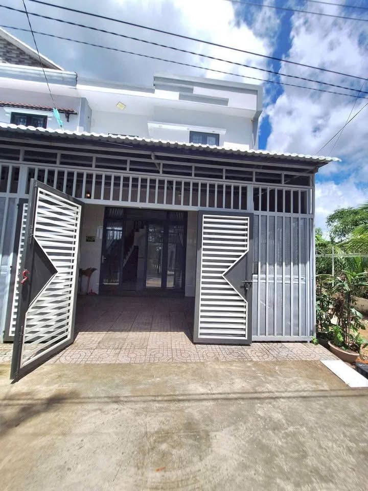 Nhà front house 2 mặt tiền tại Cần Thơ - 42m² giá 2.29 tỷ - Tiện ích kinh doanh đỉnh cao!