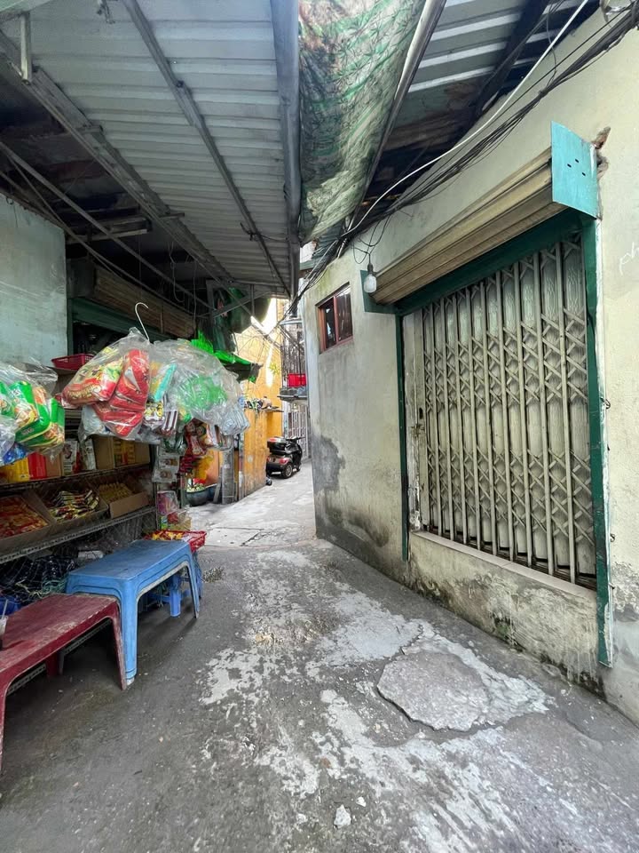 Nhà riêng hẻm xe máy tại Quận 7, 23m² giá 2.1 tỷ - Sổ hồng riêng chính chủ!