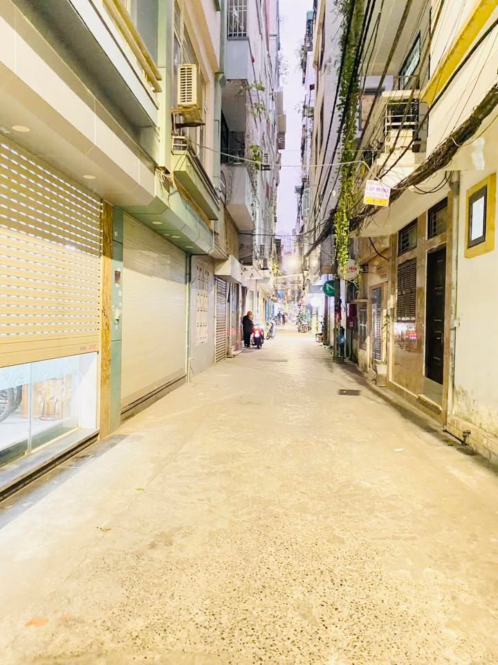 Nhà riêng Thái Thịnh 58m² giá 13 tỷ - Đầu tư sinh lời tuyệt vời!