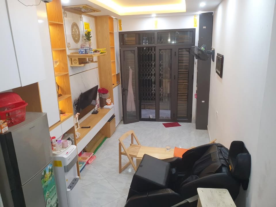 Nhà phố 4 tầng tại Xã Đàn 24m² giá 3 tỷ - Pháp lý rõ ràng, xe 3 gác đỗ cửa!