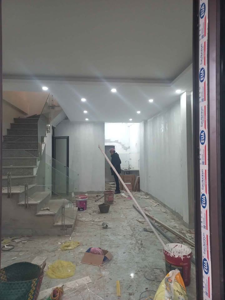 Nhà 2 Tầng tại Quảng Thành, 64m² giá 1.9 tỷ - Dọn vào ở ngay!