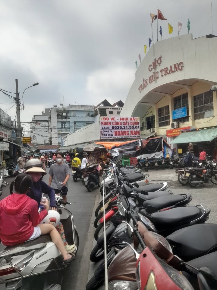 Nhà phố Vạn Kiếp, Phú Nhuận 216m² giá 7 tỷ - Thiết kế sang trọng tặng nội thất full!