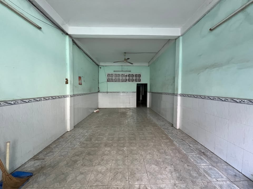 Đất xây căn hộ dịch vụ Vạn Kiếp, 81m² giá 11.9 tỷ - Tiềm năng đầu tư lớn!