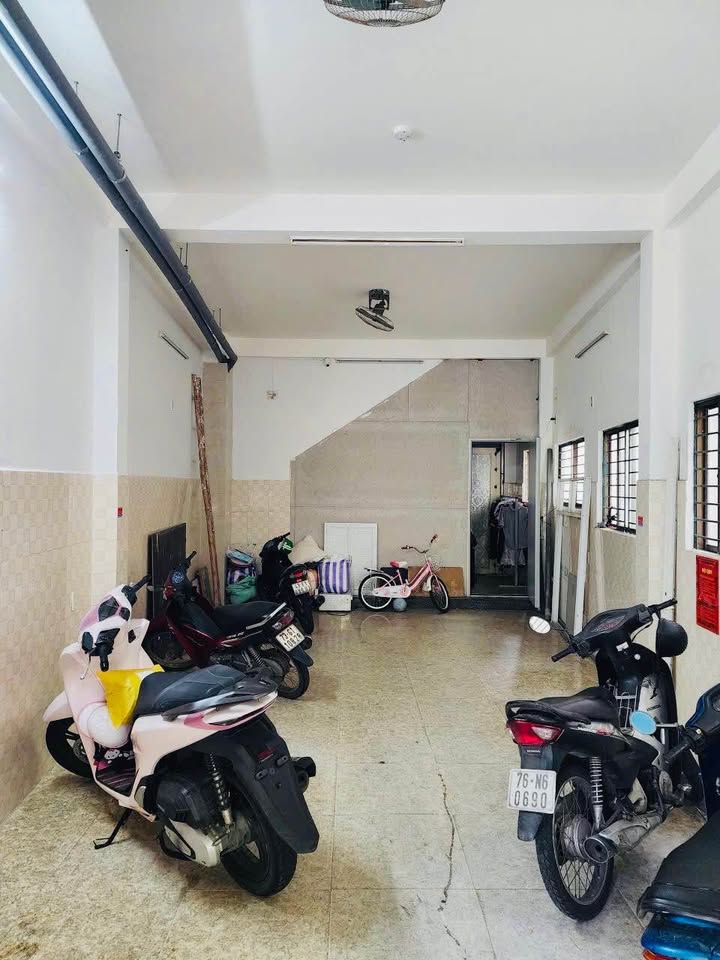 Bán tòa căn hộ 4 tầng 81m² tại Lê Đình Lý, Đà Nẵng - Dòng tiền 35 triệu/tháng