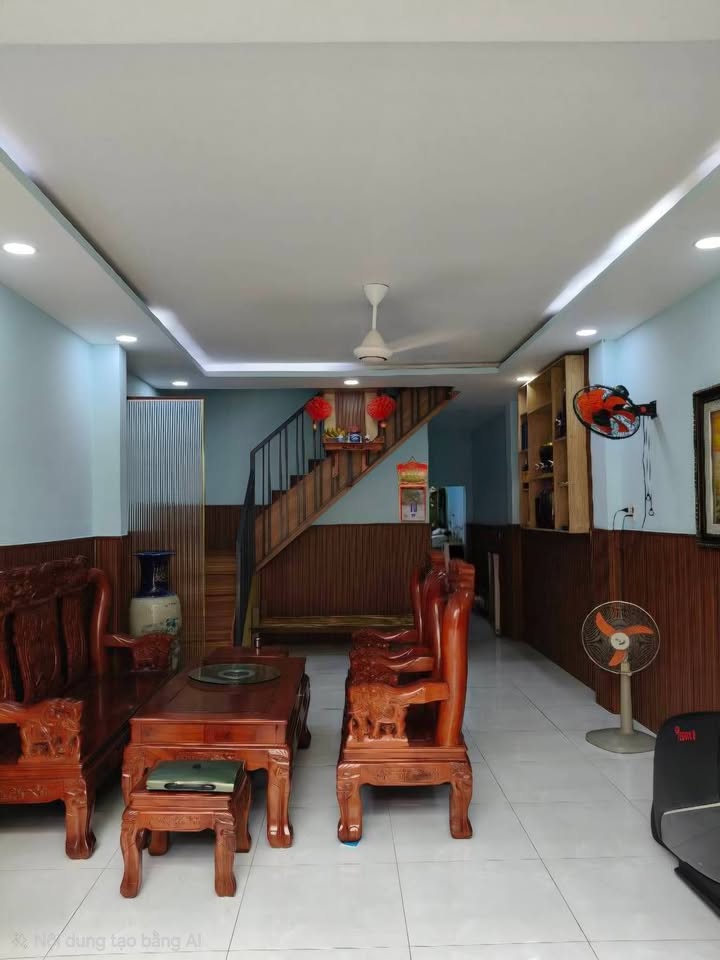 Nhà mặt tiền đường Nguyễn Thị Nghé, Hóc Môn 72m² chỉ 2.2 tỷ - Kinh doanh sầm uất!