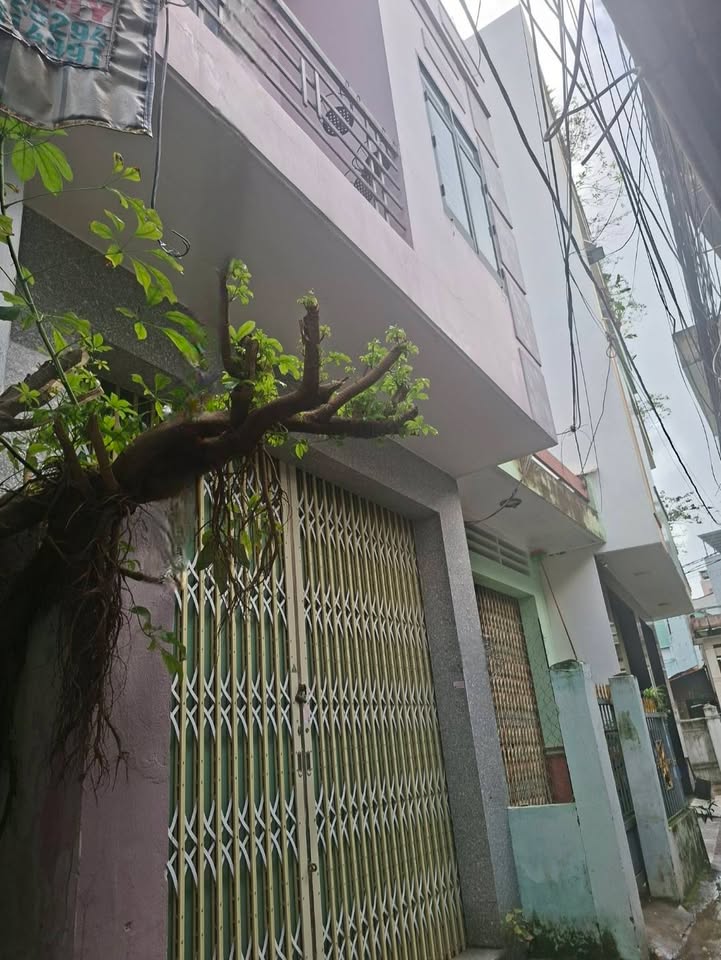 Nhà hẻm cạn Thành Thái 40m² giá 2.35 tỷ - Chính chủ bán gấp!