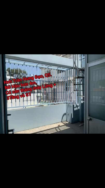 Nhà phố Hẻm xe hơi Trần Hưng Đạo, Quận 5, 45m² giá 9,5 tỷ - Thiết kế hiện đại, có thang máy!