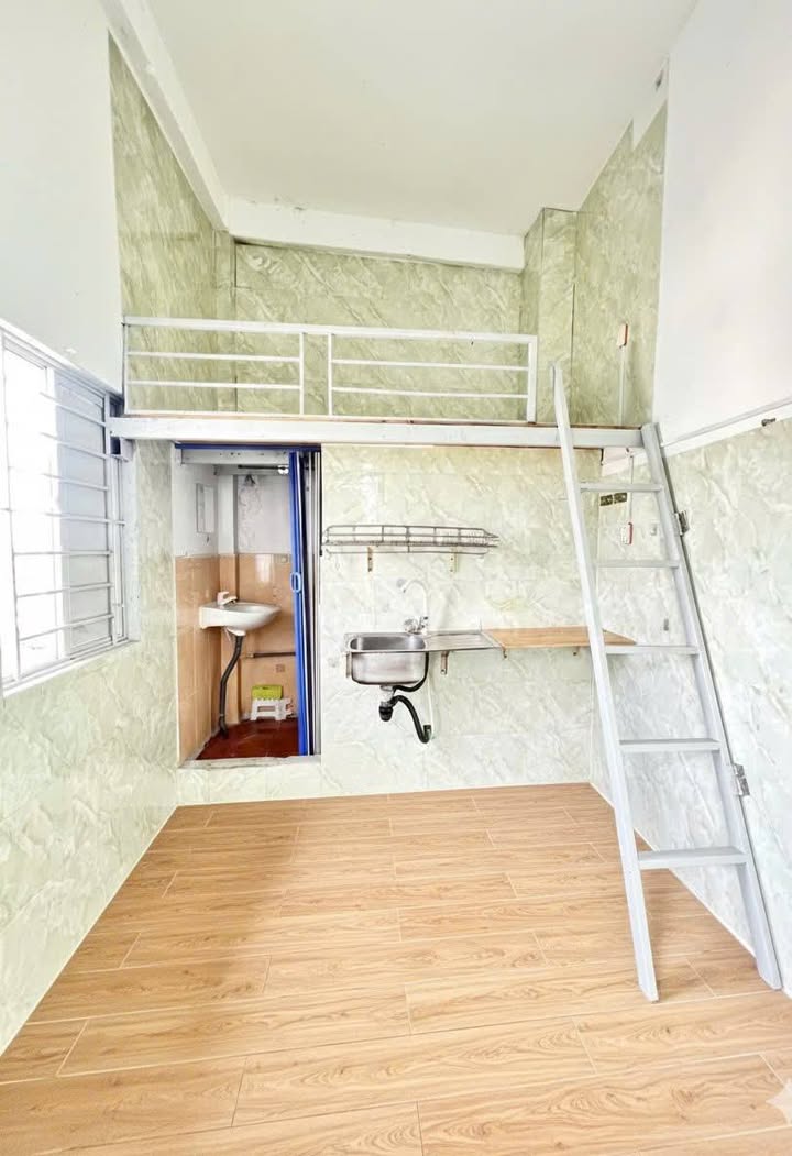 Phòng cho thuê tại Bến Xe Miền Tây - Giá 2.2 triệu, giờ giấc tự do