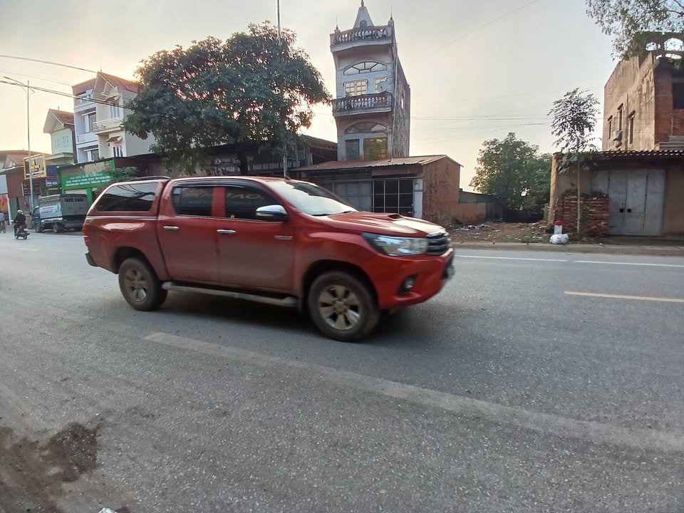 FrontHouse đường 298, huyện Việt Yên, 90m² giá 2 tỷ - Kinh doanh thuận lợi!