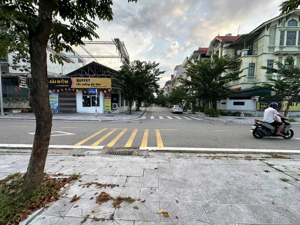 Đất thổ cư phố Hà Văn Chúc, Vĩnh Yên 99m² - Gần trường Cao Đẳng Vĩnh Phúc!