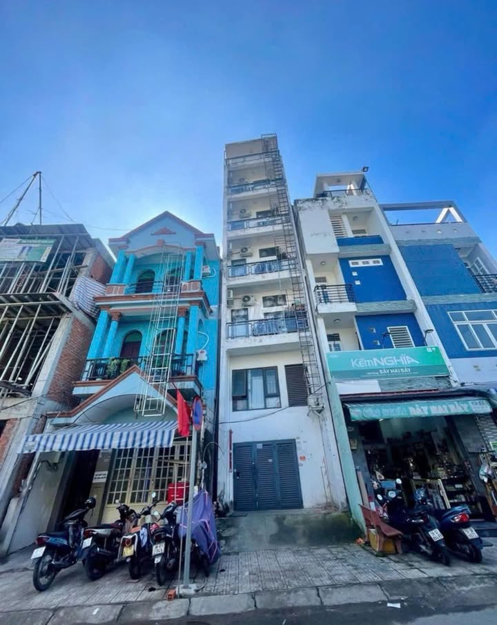 Căn hộ chung cư 26 phòng trên mặt tiền Bình Quới, 122m², giá 23.3 tỷ - Đầu tư sinh lời ngay!