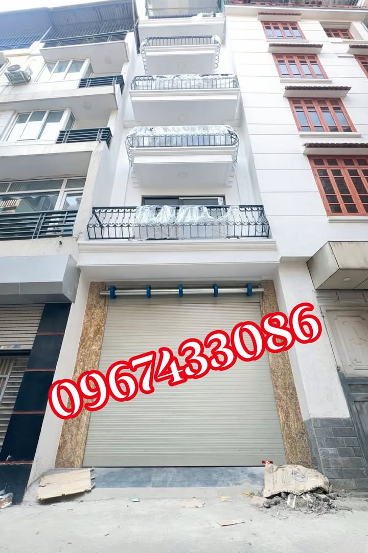 Nhà phố 6 tầng Phạm Văn Đồng 50m² - Sổ đỏ chính chủ, thang máy tiện lợi!