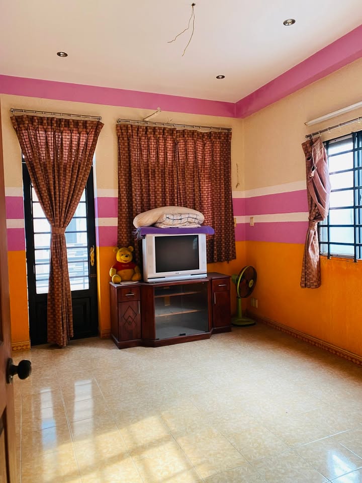 Townhouse Quận 8 47m² giá 6 tỷ - Sát vách Quận 1, hẻm đẹp nhất!