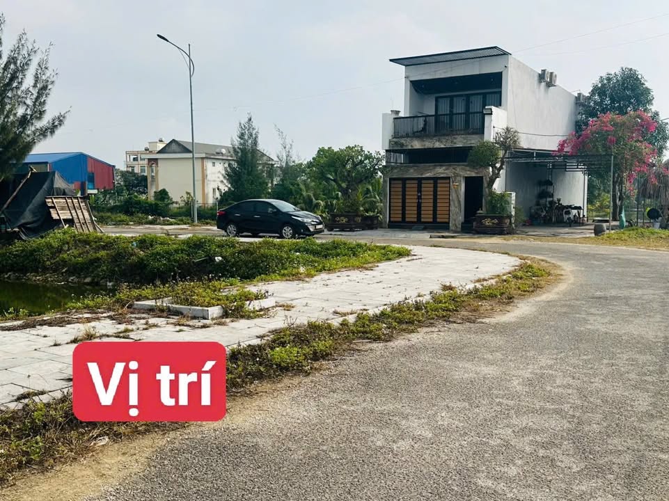 Đất nền Hoằng Tiến 117m² giá 1.1 tỷ - Vị trí đắc địa, kinh doanh thuận lợi!