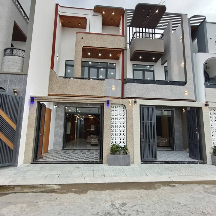 Nhà riêng 125m² tại KCN Cầu Tràm, giá 2.7 tỷ - Sẵn sàng giao dịch!