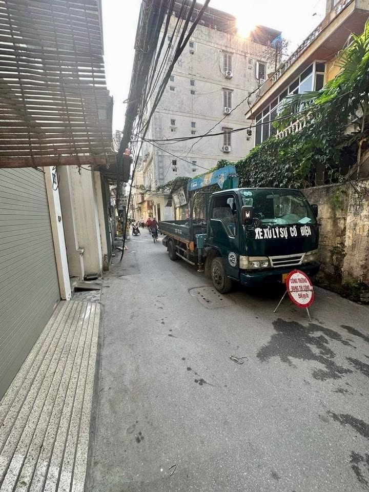 Nhà phố Ngô Thì Nhậm, Quang Trung 45m² giá 9 tỷ - Ô tô đỗ cửa, tiện ích đỉnh!