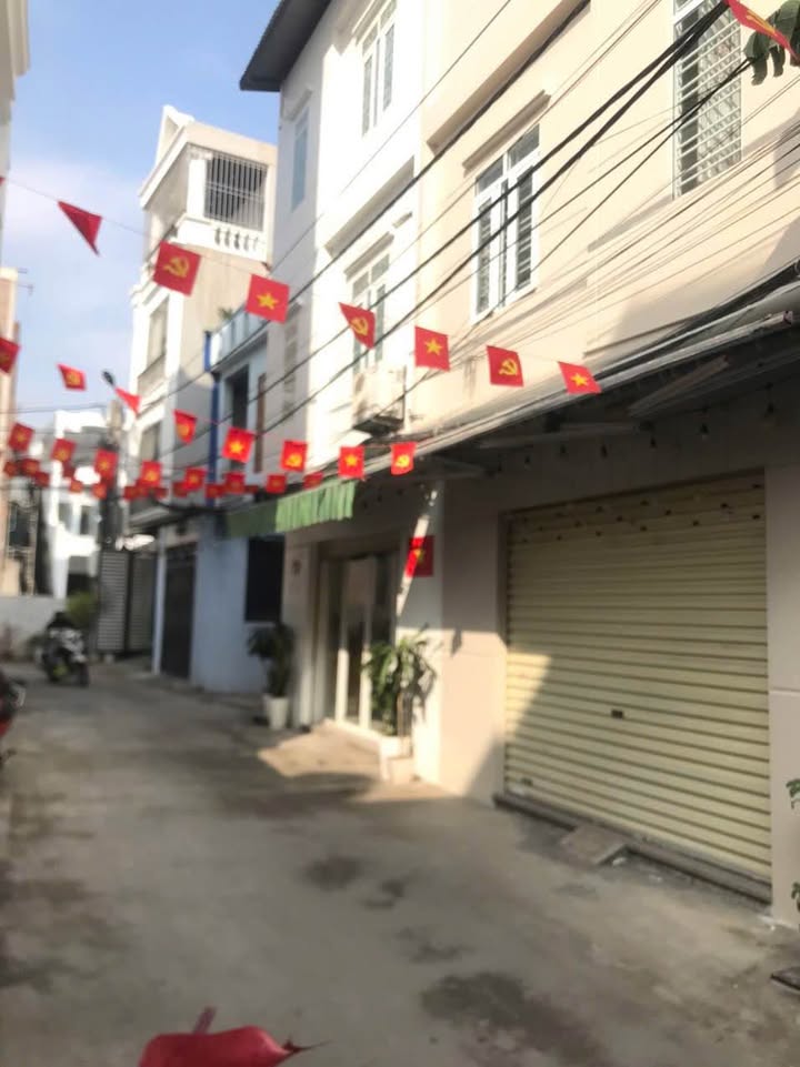 Nhà 3,5 tầng Phố Đoàn Kết, 46m² giá 3,45 tỷ - Chính chủ, ô tô đỗ cửa!