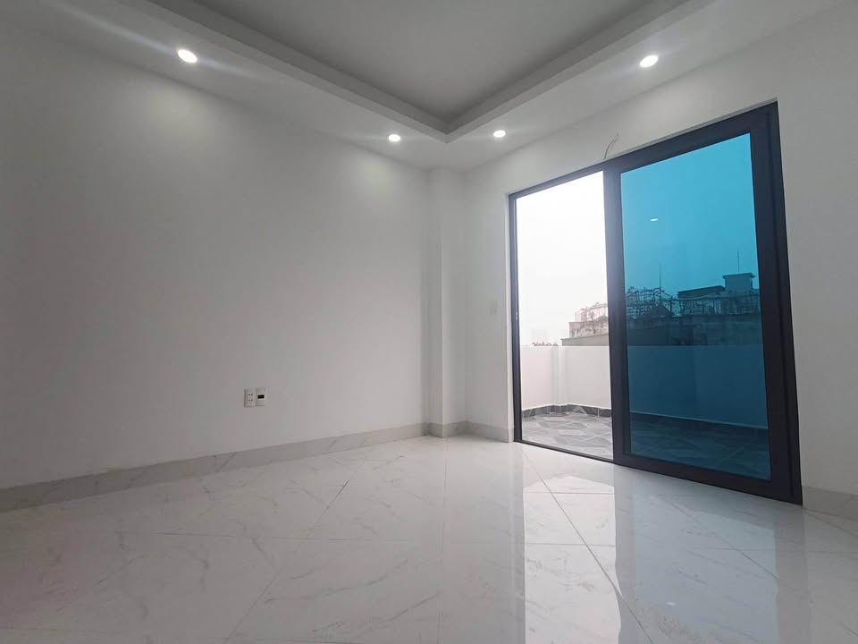 Nhà phố Thúy Lĩnh 30m² giá 7.38 tỷ - Thiết kế hiện đại, thang máy sang trọng!