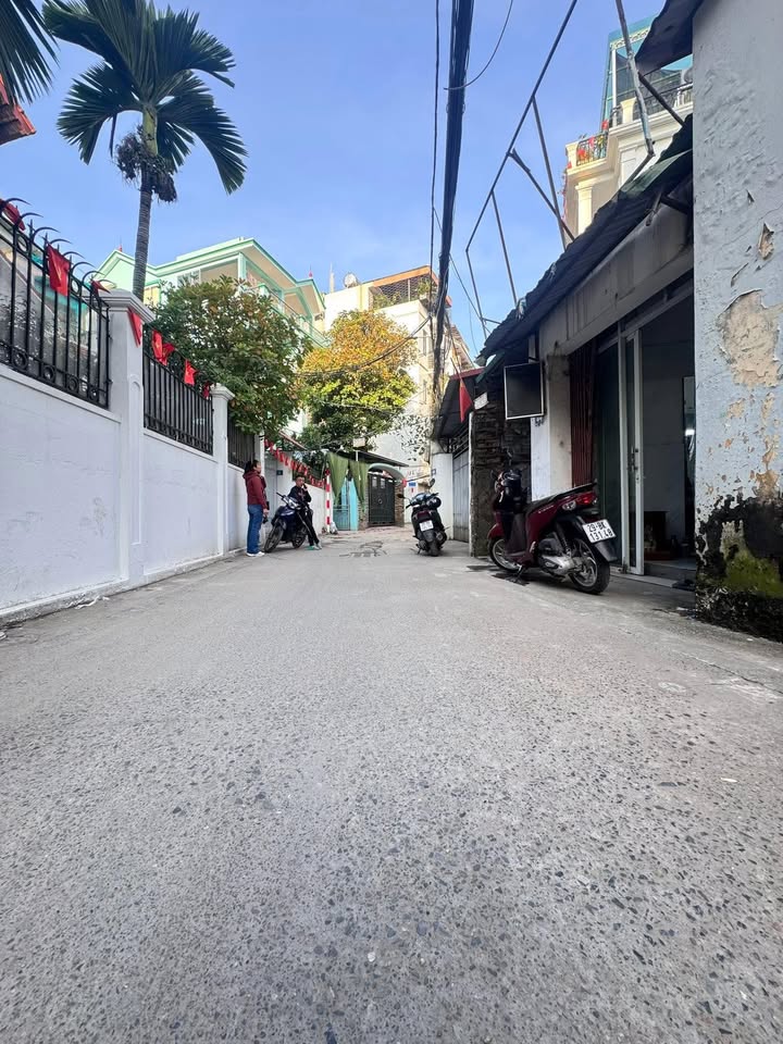 Đất Ngọc Thụy Long Biên 177m² giá thỏa thuận - Tiềm năng sinh lời cao!