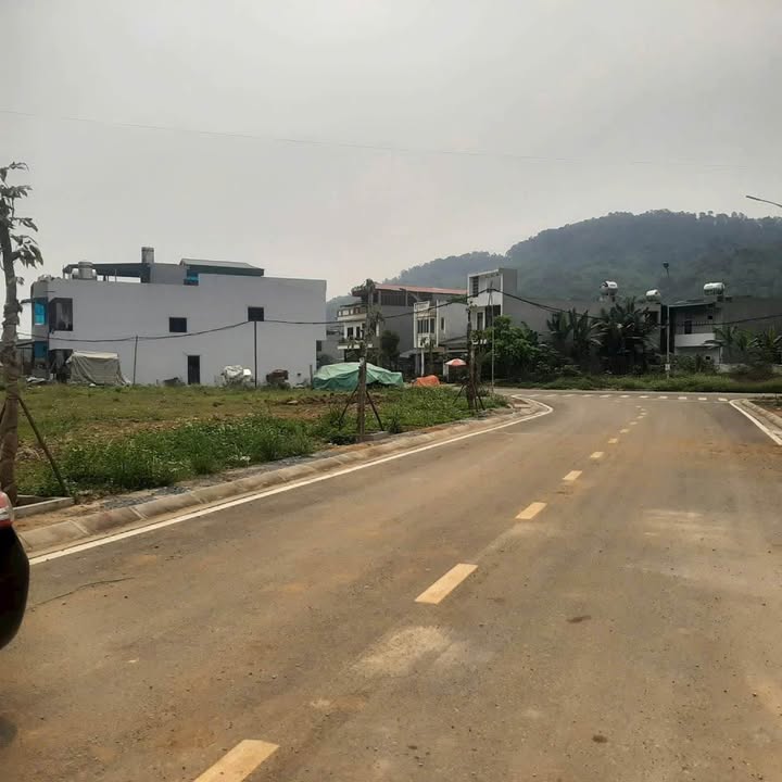 Đất nền khu dân cư Cam Đường, Lào Cai 100m² - Sổ hồng chính chủ, giá chỉ 500 triệu!