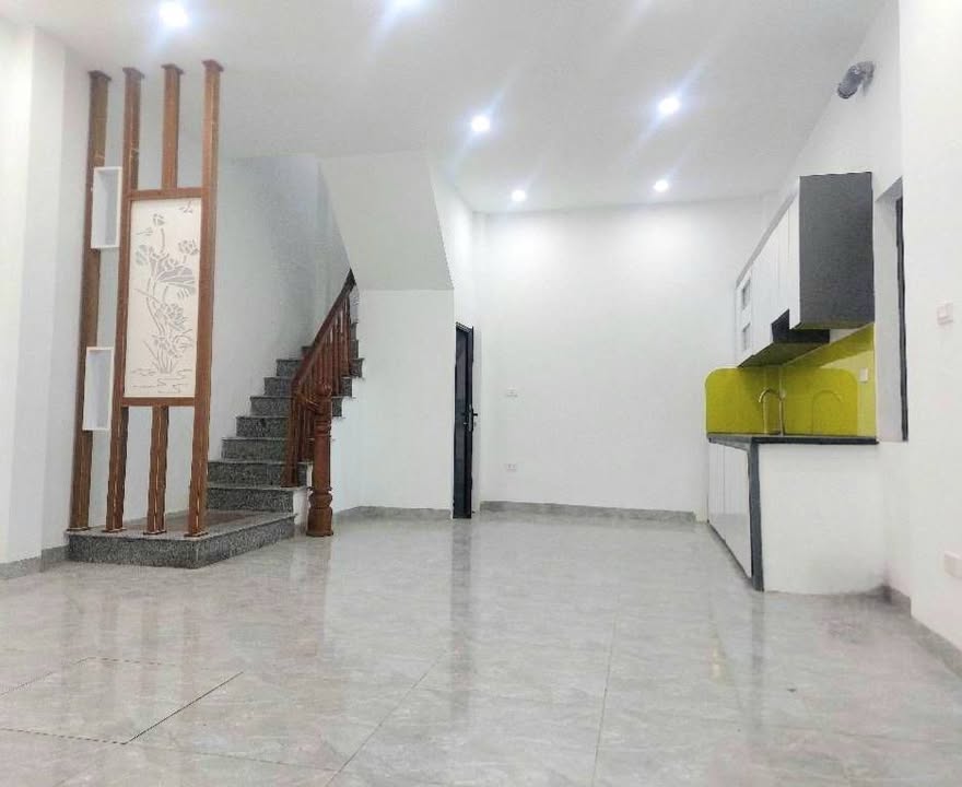 Nhà mới Yên Sở, Hoài Đức 45m² giá 4.5 tỷ - Thiết kế hiện đại, sổ đỏ chính chủ!