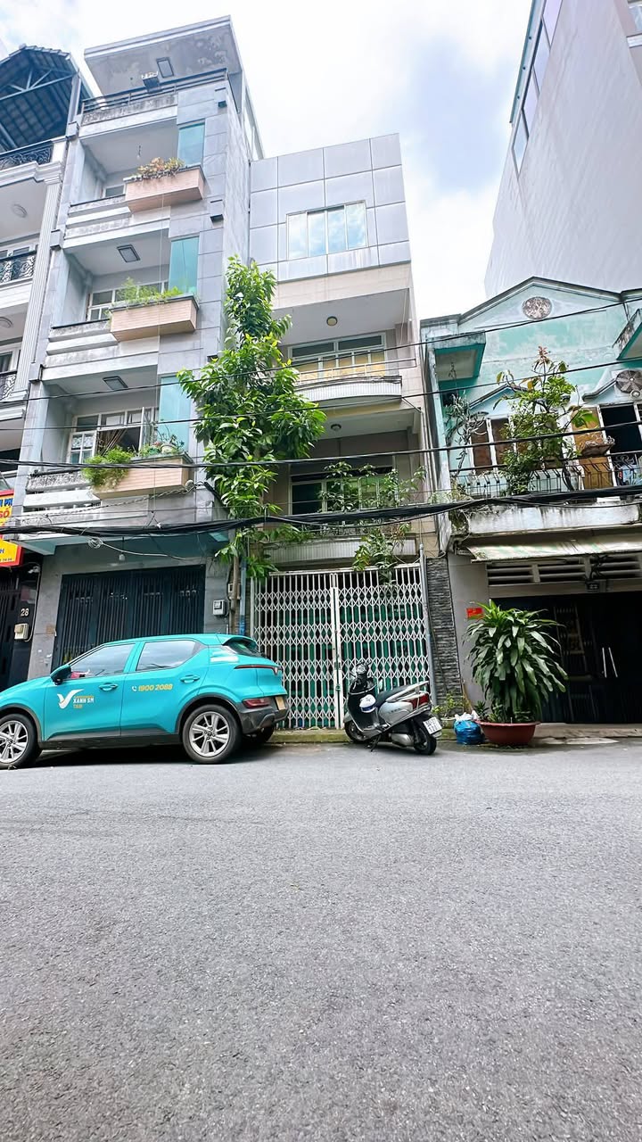 Nhà mặt tiền Đường Số 8m, Phường 4, Quận 4 - 12.2 tỷ, kinh doanh lý tưởng!