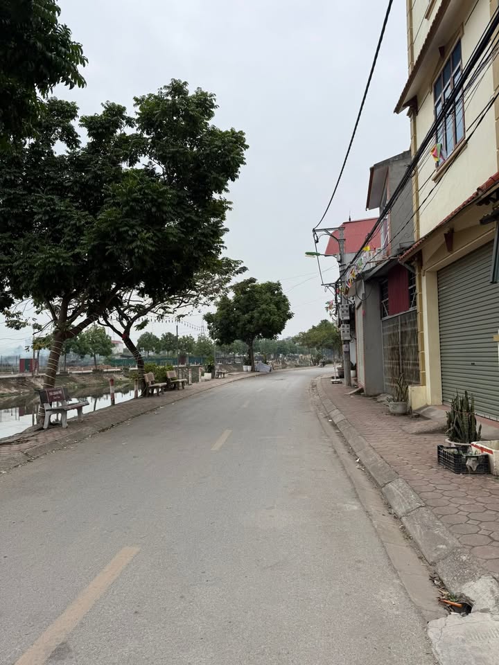 Đất Cầu Diễn 51m² giá 7 tỷ - Sổ đỏ chính chủ, ô tô đỗ cửa!