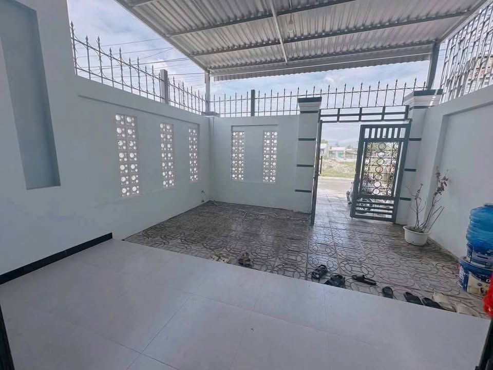 Nhà cấp 4 khu tái định cư Hàm Liêm 104.5m² giá 2 tỷ - View sông cực chill!