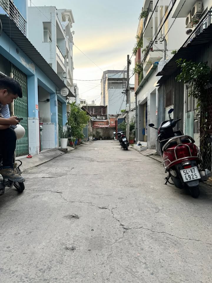 Đất phân lô hẻm 499 Quang Trung 81m² giá 7.55 tỷ - Tiện ích đầy đủ xung quanh!