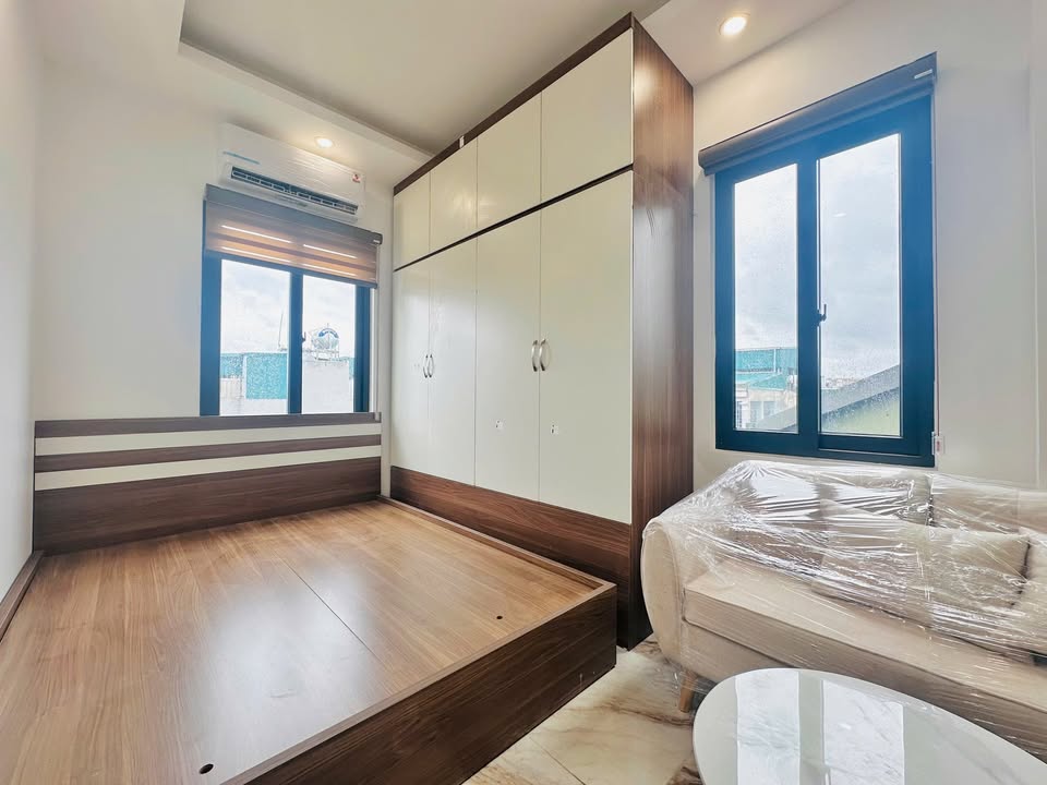 Phòng cho thuê tại 142 Giáp Bát, Quận Hoàng Mai - Đầy đủ nội thất, tự do giờ giấc!