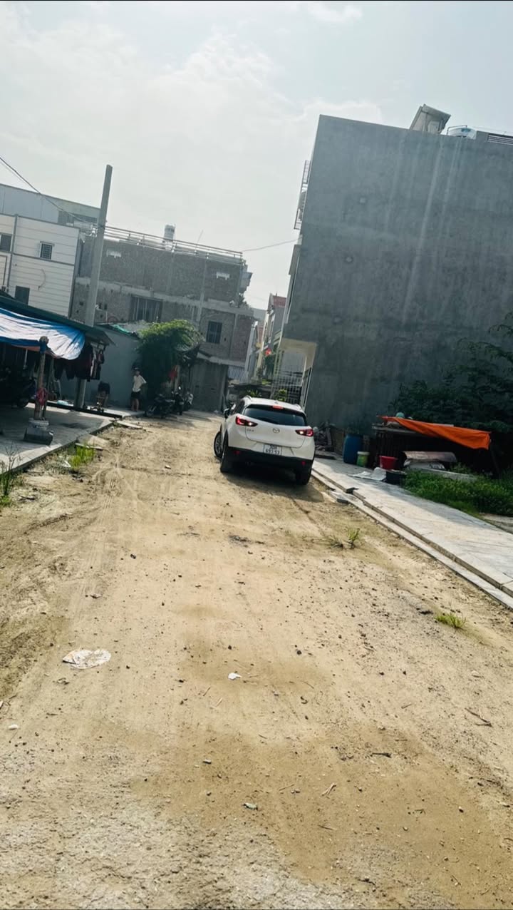 Đất nền Chợ Kim, Xuân Nộn 50m² giá 4.4 tỷ - Cơ hội đầu tư tuyệt vời!