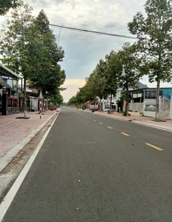 Đất nền TTHC Tân Khai 210m² giá thỏa thuận - Cách công viên chỉ 100m!