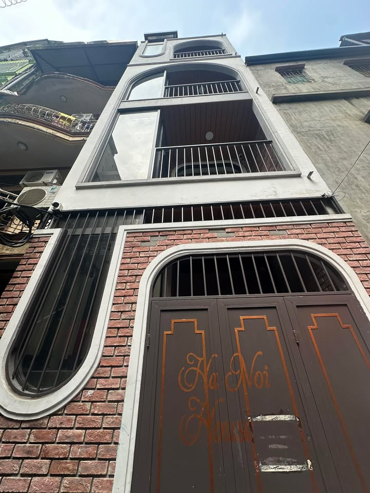 Nhà 5 tầng Vương Thừa Vũ Thanh Xuân 48m² giá 16 tỷ - Ô tô đỗ cửa, thang máy hiện đại!