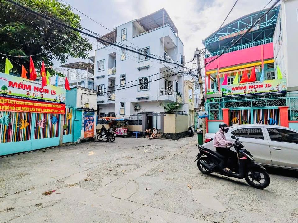 Nhà phố hẻm xe hơi Điện Biên Phủ 40m² giá 5 tỷ - Sổ hồng hoàn công