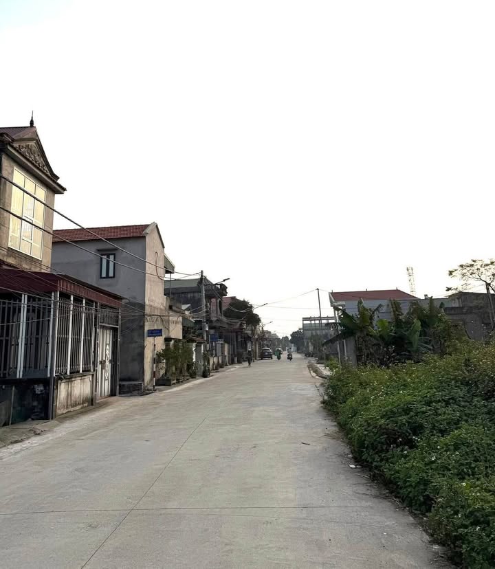 Đất Ninh Phúc 127m² giá 200 triệu - Sổ hồng chính chủ, ô tô vào tận nơi!