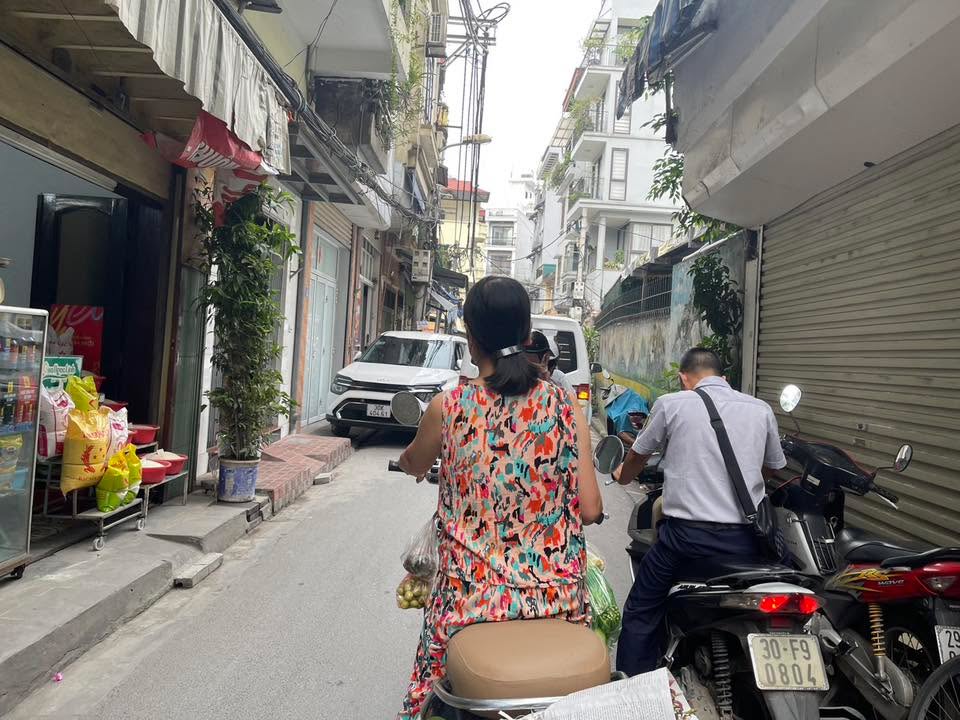 Căn hộ tập thể tầng 1 Phố Thái Thịnh 42m² giá 3.15 tỷ - Sẵn sàng ở ngay!