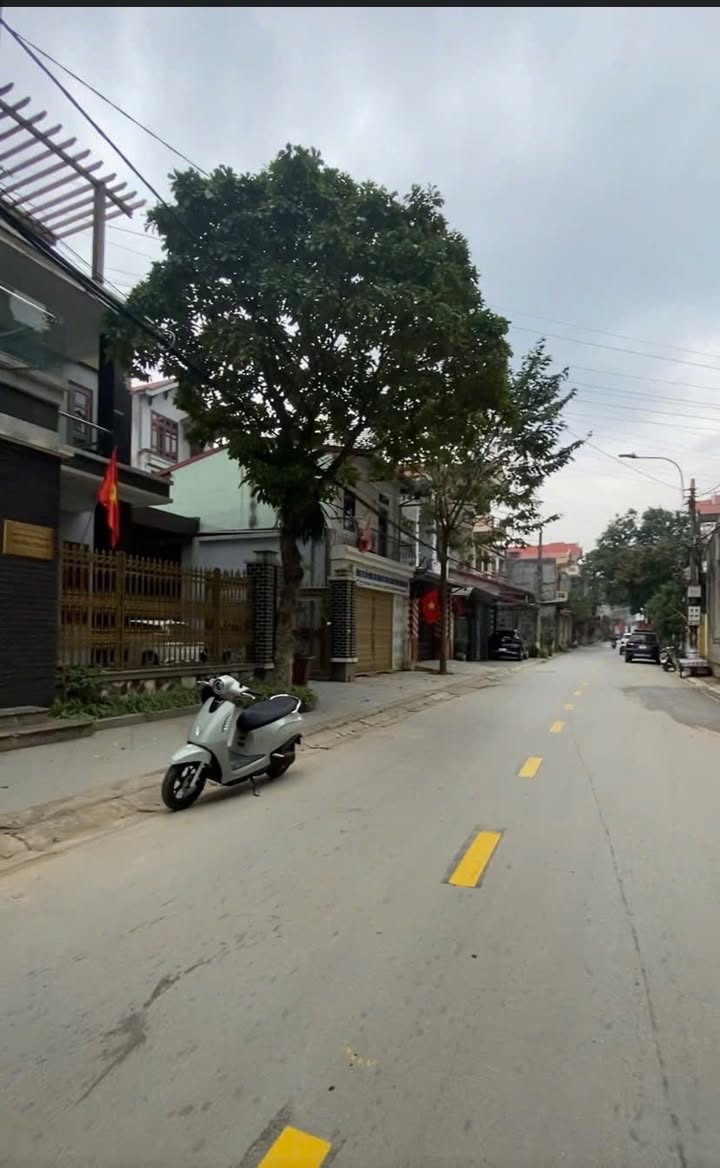 Nhà 3 tầng mặt đường Nhị Thanh, 148m² giá 3 tỷ - Kinh doanh thuận lợi!