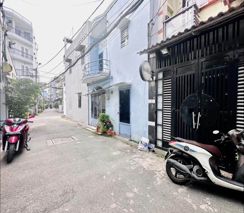 Nhà hẻm xe hơi Phạm Văn Bạch 41m² giá 5.45 tỷ - Thiết kế 3 tầng tiện nghi!