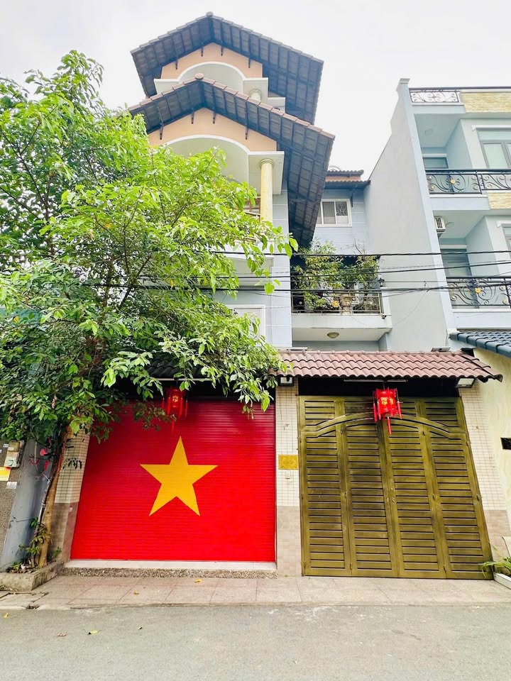 Biệt thự đường 5C, Bình Hưng Hòa A, 120m² giá 15 tỷ - Nhà đẹp, đầy đủ nội thất!