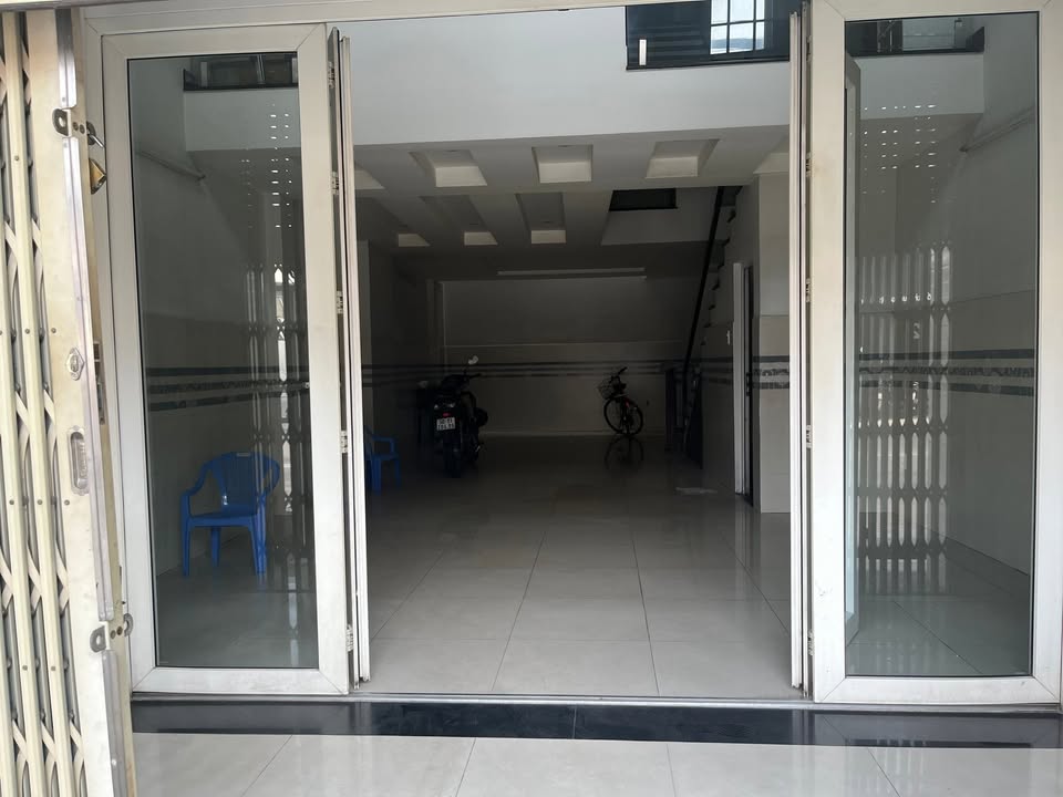 Mặt bằng cho thuê mặt tiền đường Lý Thường Kiệt Hóc Môn 60m² - Vị trí đắc địa cho kinh doanh!