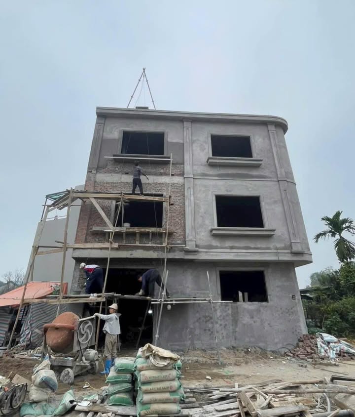 Nhà 3 tầng Thôn Sen Trì 60m² giá 3 tỷ - Sẵn sàng vào ở ngay!