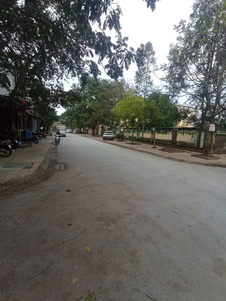 Đất nền MB2424 Quảng Thắng 87m² giá 5.4 tỷ - Vị trí đẹp, thuận tiện!