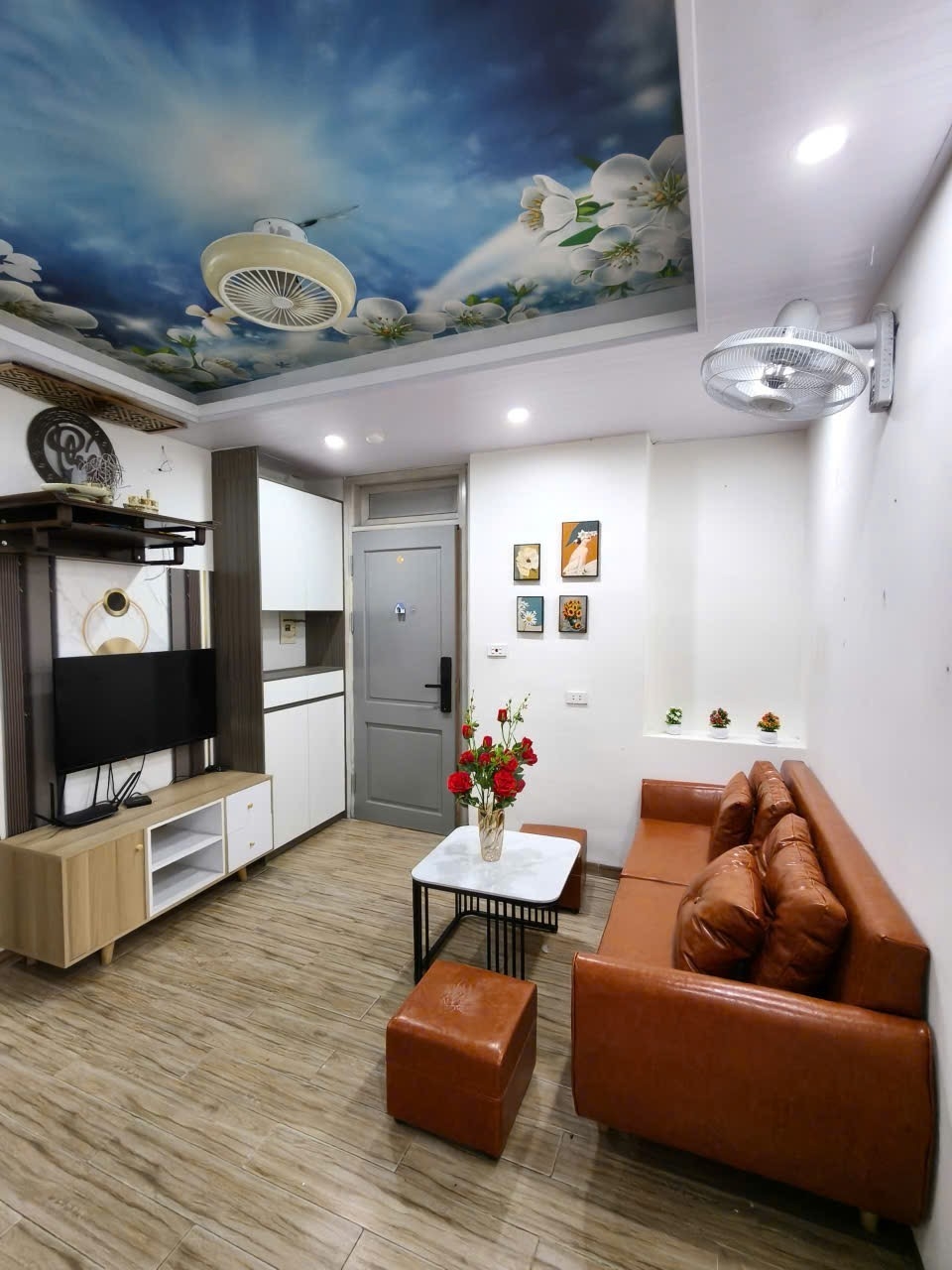 Chung cư đường Hoàng Đạo Thành, Thanh Xuân, 50m² chỉ 2.18 tỷ - Nội thất đầy đủ, ô tô tránh