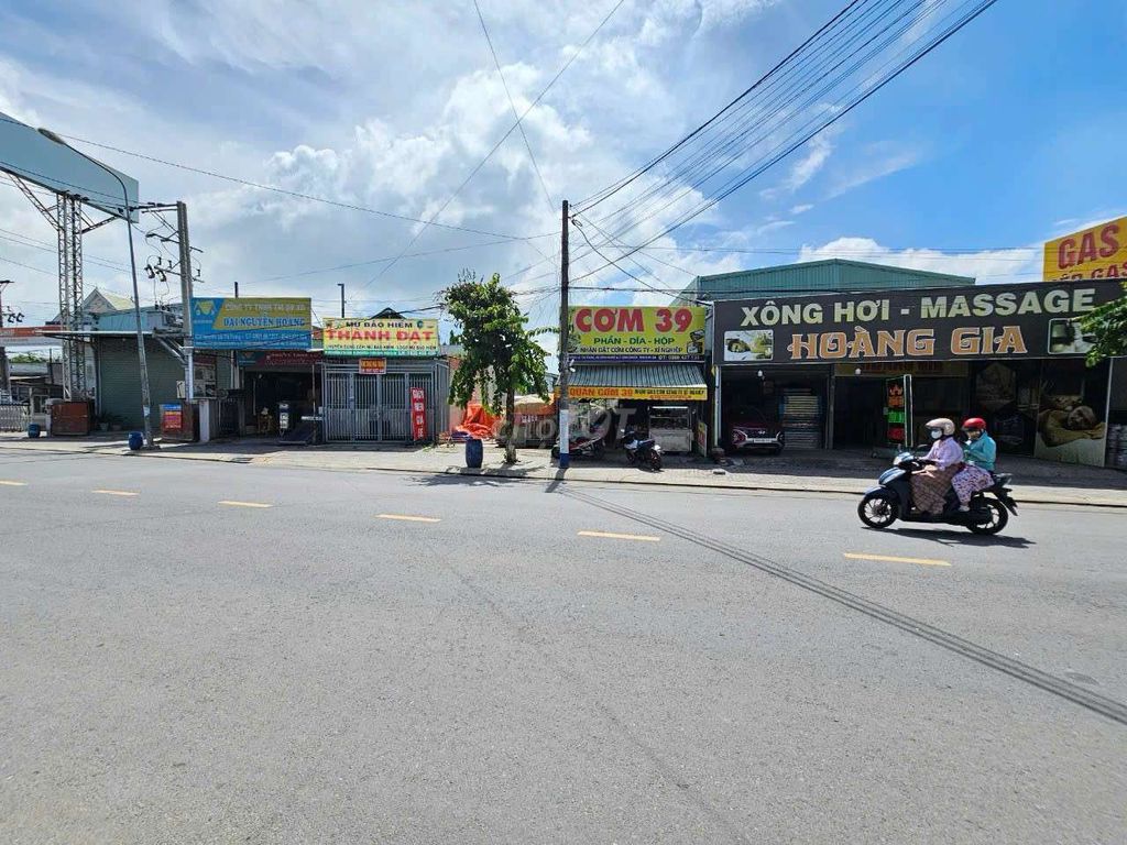 Nhà mặt tiền đường Lê Thị Trung, phường An Phú, 298m² giá 15.6 tỷ - Đầu tư sinh lời ngay!