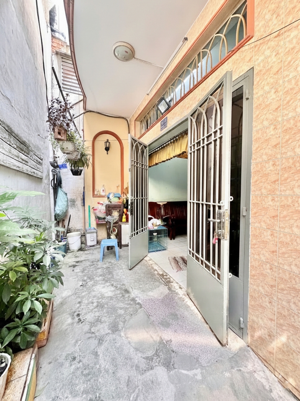 Nhà Phan Đình Phùng, Phú Nhuận 76m² giá 6.9 tỷ - Sổ hồng chính chủ, thuận tiện kinh doanh!