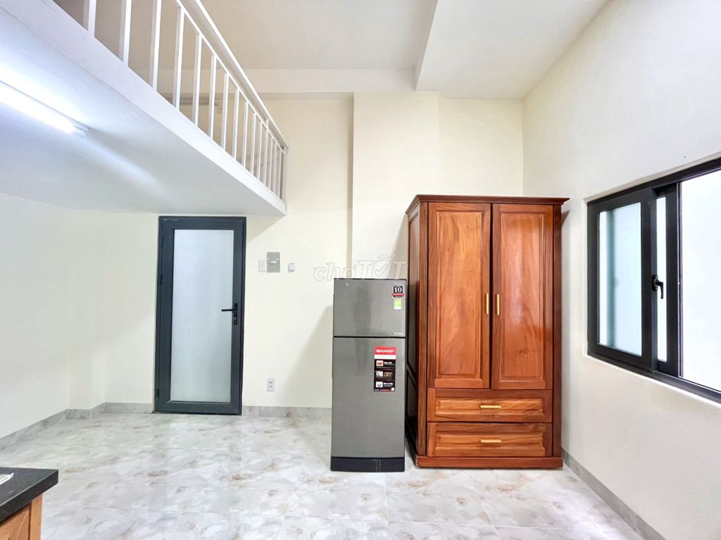 Phòng gác lửng 25m² giá chỉ 4.2 triệu - Không gian sống thoáng mát gần Lạc Long Quân!