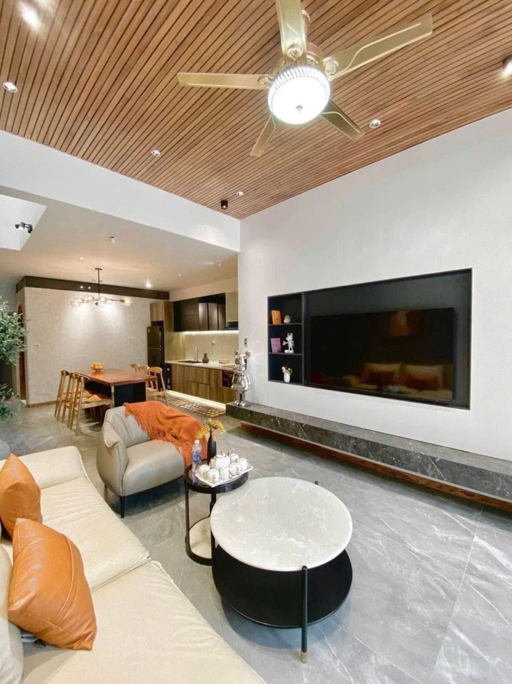 Nhà phố Nguyễn Gia Trí, Bình Thạnh 58m² giá nhỉnh 4 tỷ - Tiện nghi đầy đủ, sẵn sàng vào ở!