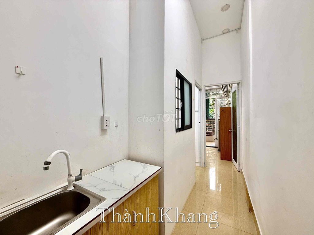 Căn hộ 2PN 40m² Quận 10 giá 6 triệu - Full nội thất, an ninh 24/7